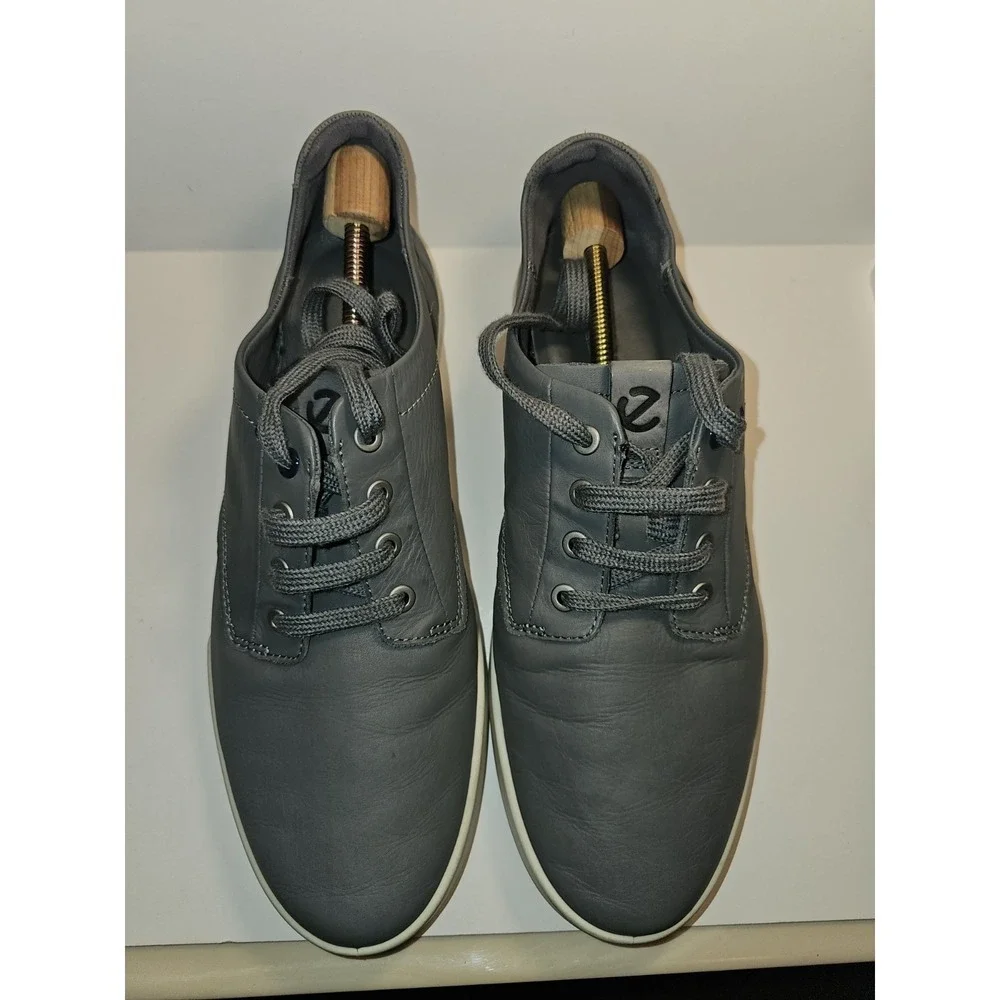 Ecco Men's Leather Sneakers Grey‎  Size 10